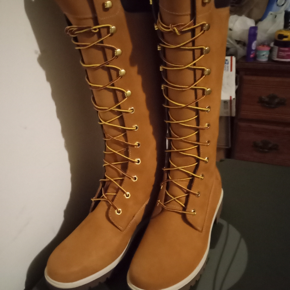 Woman's 14 knee-high wp timberland boots
